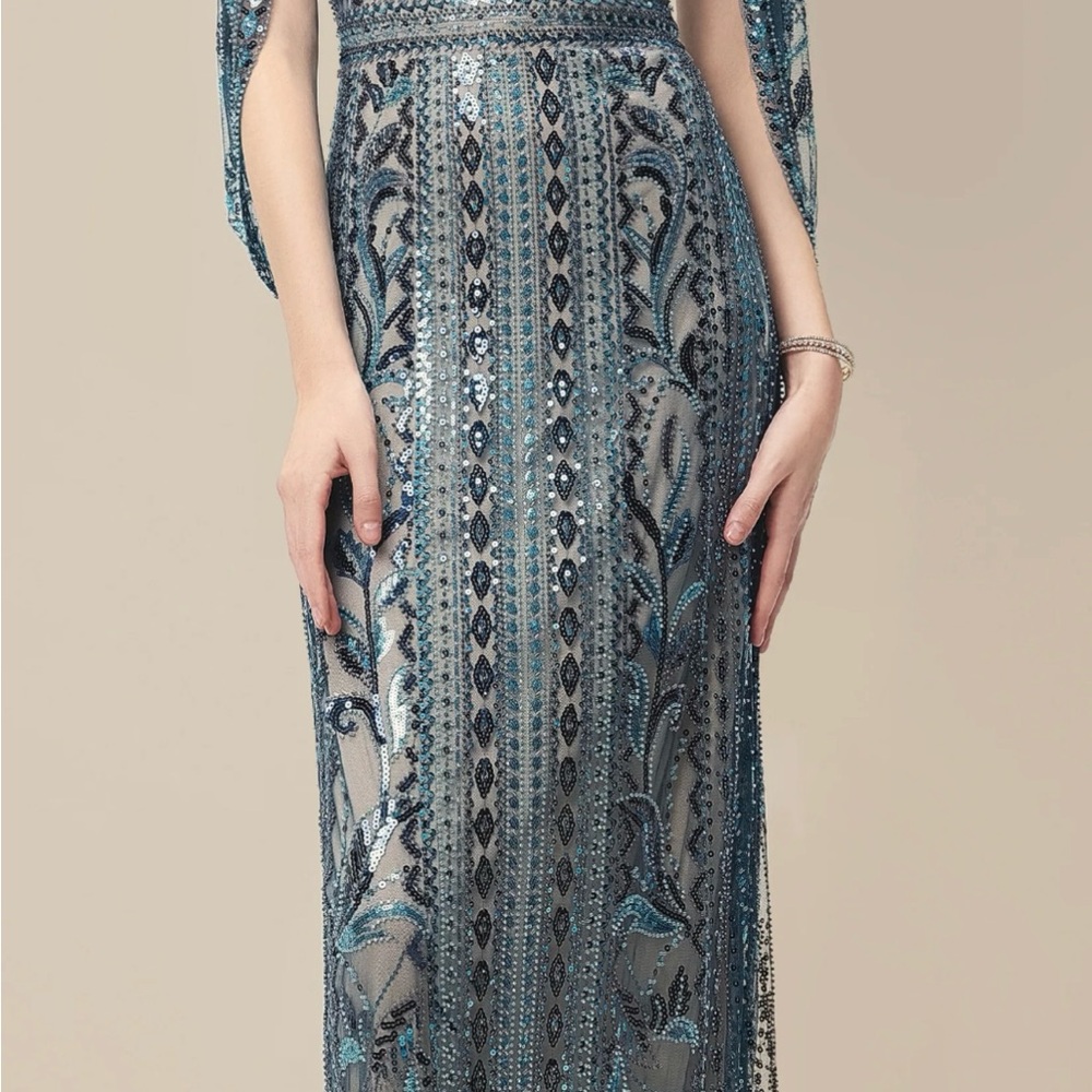 Elegant Teal Beaded Long Sleeve Evening Dress